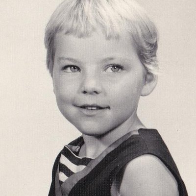 Profile Picture of Deborah Howe (@dlhowe50) on Twitter