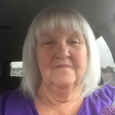 Profile Picture of Gwen Clarke Ellis (@mommagigis) on Twitter