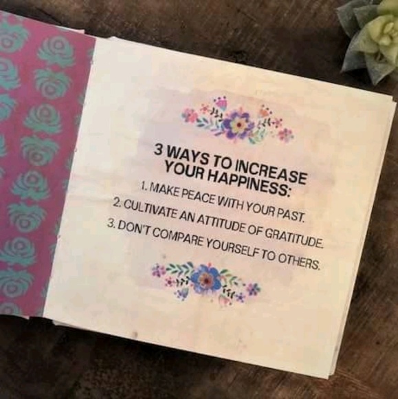 Profile Picture of M Dmeza (@mickit1012) on Poshmark