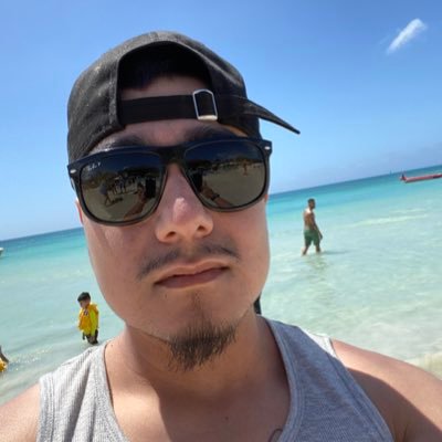 Profile Picture of Felix Vara (@itsthaworld214) on Twitter