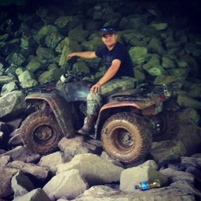 Profile Picture of mitchell menard (@MenardMitchell) on Twitter