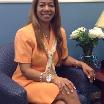 Heather Hedman-DeVau - Twitter Profile Picture of Heather Hedman-DeVau (@hdevaughn) on Twitter