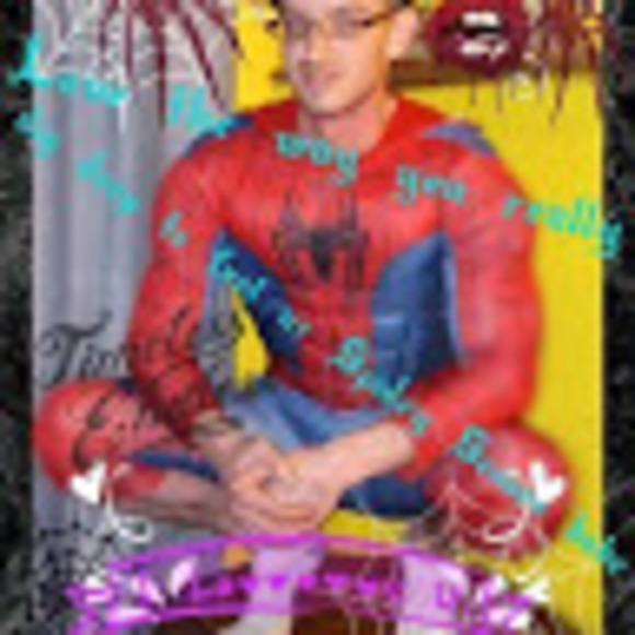 Profile Picture of Jeremy Crane (@cranejeremy637) on Poshmark