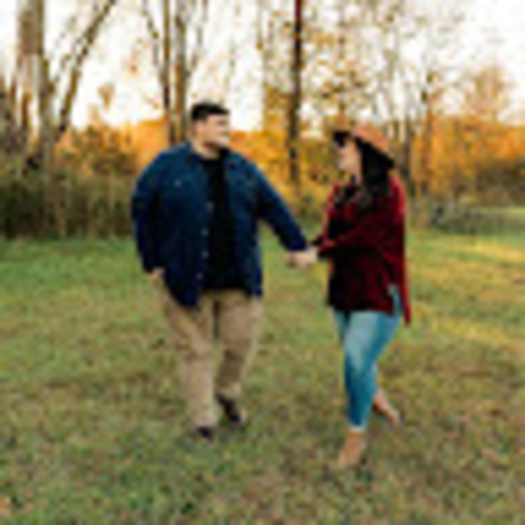 Profile Picture of Jillian Goodman (@jilliangoodm831) on Poshmark