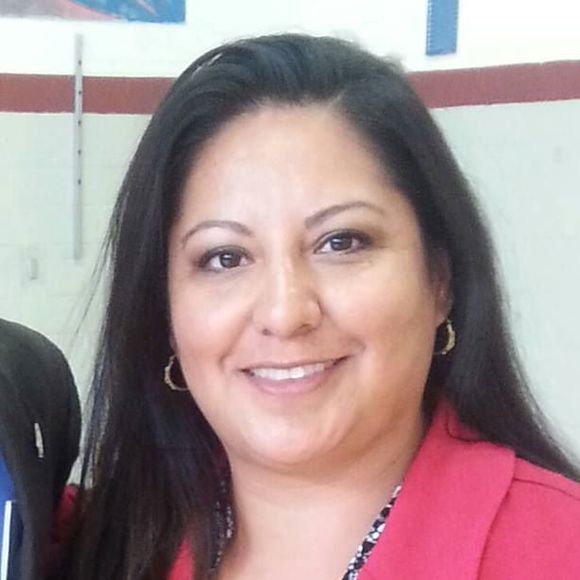 Profile Picture of Keetniin Negonsott-rodvelt (@keetniin) on Poshmark