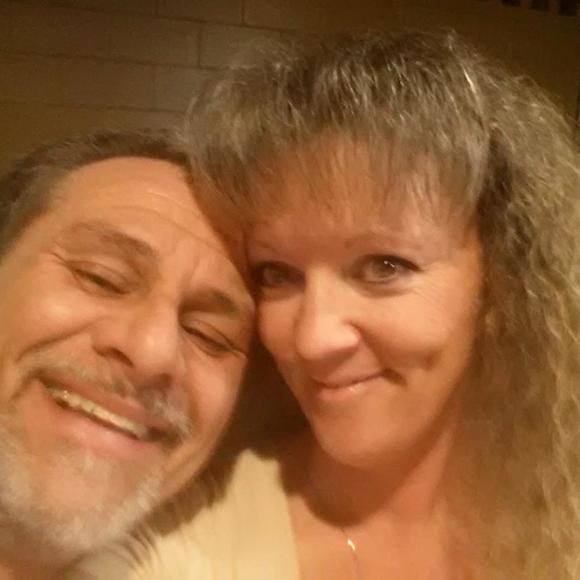 Profile Picture of Amy n david Greenleaf (@amysboxers) on Poshmark