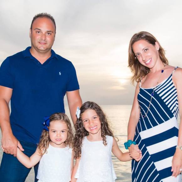 Profile Picture of Maria Katsanos liapis (@marialiapis1) on Poshmark