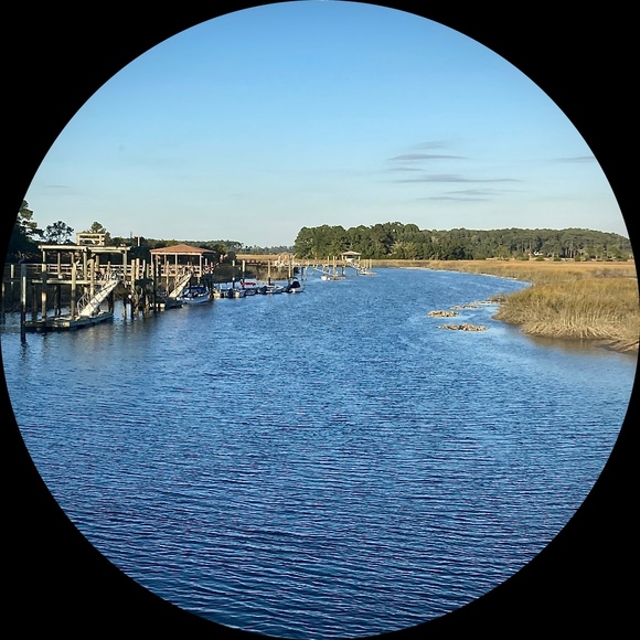 Profile Picture of Robert Fogle (@millieandscout) on Poshmark