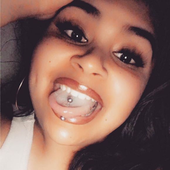 Profile Picture of Tamara Colon (@tamarabubbles1) on Poshmark