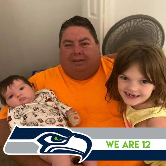 Profile Picture of Dustin Givens (@dustinn909) on Poshmark