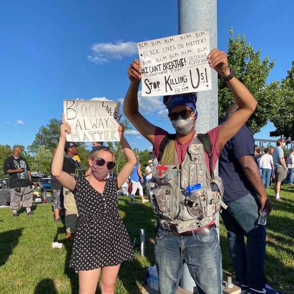 Profile Picture of Katelyn Grandy (@kmgrandy) on Poshmark