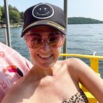 Profile Picture of Carrie Koch (@randomsweetness) on Instagram