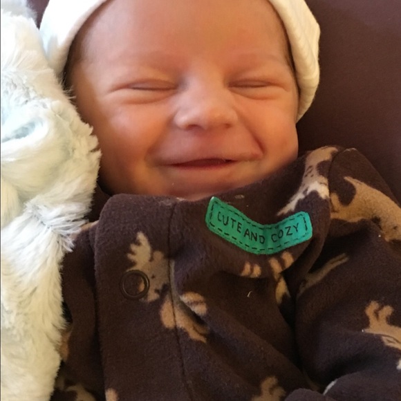 Profile Picture of Christi Brajdic (@mshonestfun) on Poshmark