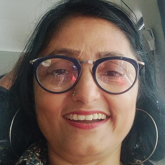 Profile Picture of Nandini Chakraborty (@chumki172) on Poshmark