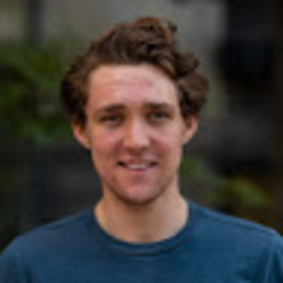 Profile Picture of Tristan Surman (@tristansurman) on Poshmark