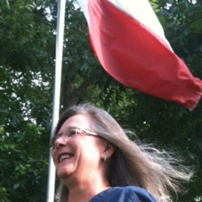Profile Picture of Lisa Lambert Campbel (@soupermomtc) on Twitter