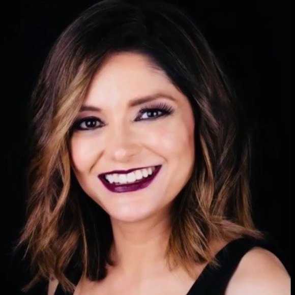 Profile Picture of Paula Castaño (@pacas01) on Poshmark