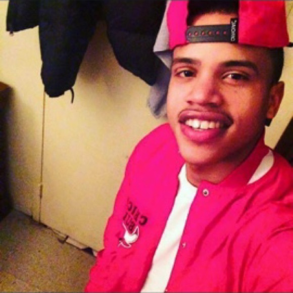 Profile Picture of Javier Marte (@javier_marte) on Poshmark