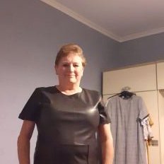 Profile Picture of Diane Clements (@DianeCl16261375) on Twitter