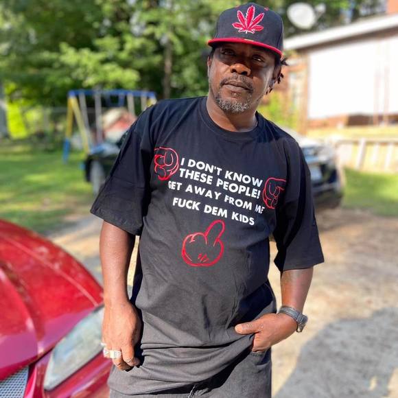 Profile Picture of Beverly Hicks (@swolmouth72) on Poshmark