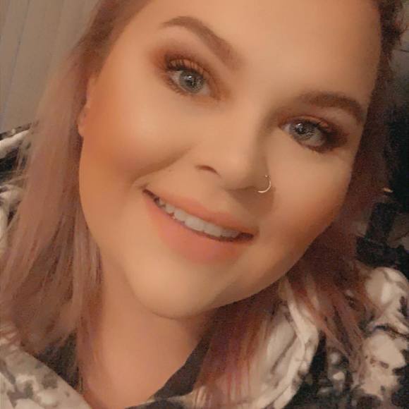 Profile Picture of Taylor Lalley (@tlalley) on Poshmark