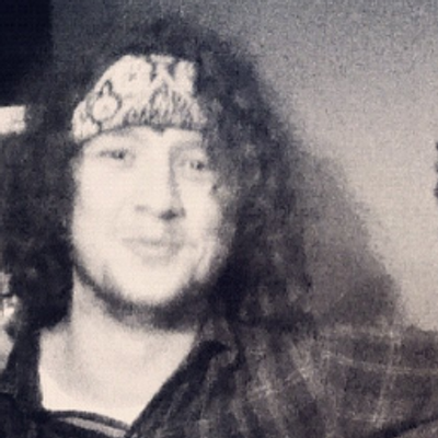 Profile Picture of Christopher Readman (@christifflar) on Twitter