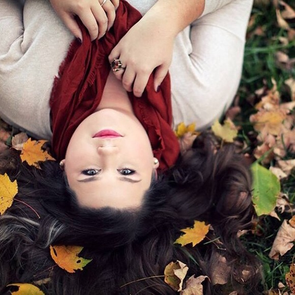 Profile Picture of Lindsey Dangerfield (@lndangerfield) on Poshmark