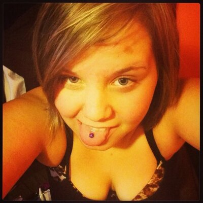 Profile Picture of Haley Albertson (@HayHole12) on Twitter