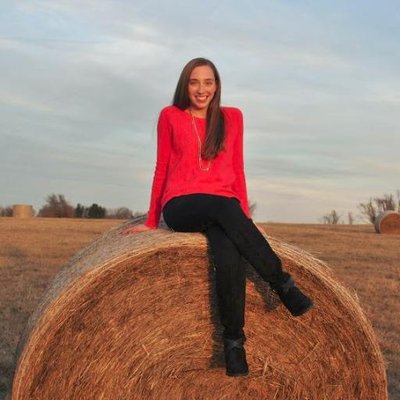 Profile Picture of Emily Jacobs (@emilykj45) on Twitter