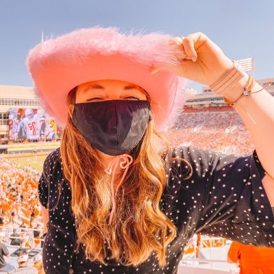 Profile Picture of Mallory (@mallorrrr) on Twitter