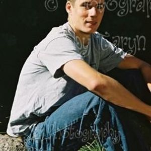 Profile Picture of Ross Richards (@rossrichards) on Myspace