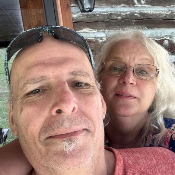 Profile Picture of Eddie Craynon (@eddiecraynon) on Poshmark