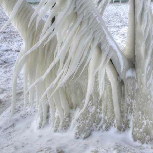 Profile Picture of Amy Hecksel (@redlaker) on Poshmark