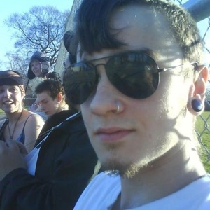 Chris Barrow - Myspace Profile Picture of Chris Barrow (@ilovespecialbrew) on Myspace