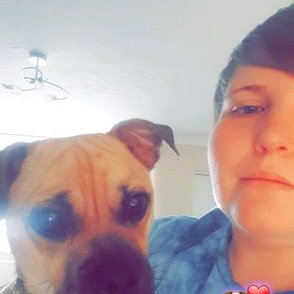 Profile Picture of Zoe Hatch (@zoelh24) on Twitter