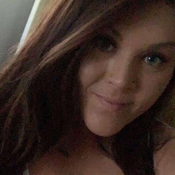 Profile Picture of April Patrick (@milestomorning) on Poshmark