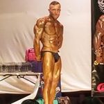 Profile Picture of Aaron “ TheKiing” Cummings (@thegoldenkiing) on Instagram