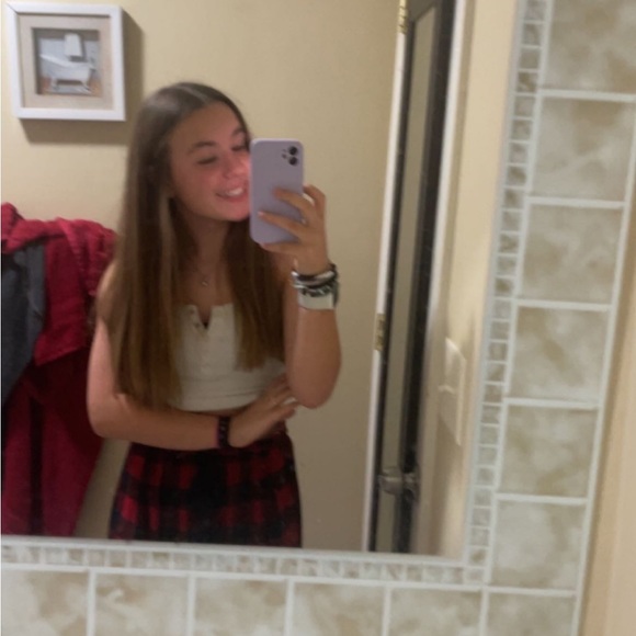 Profile Picture of Aubrey Milawski (@aubreymilawski) on Poshmark