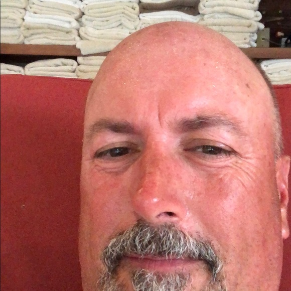 Profile Picture of Kenneth Heba (@kennethheba) on Poshmark