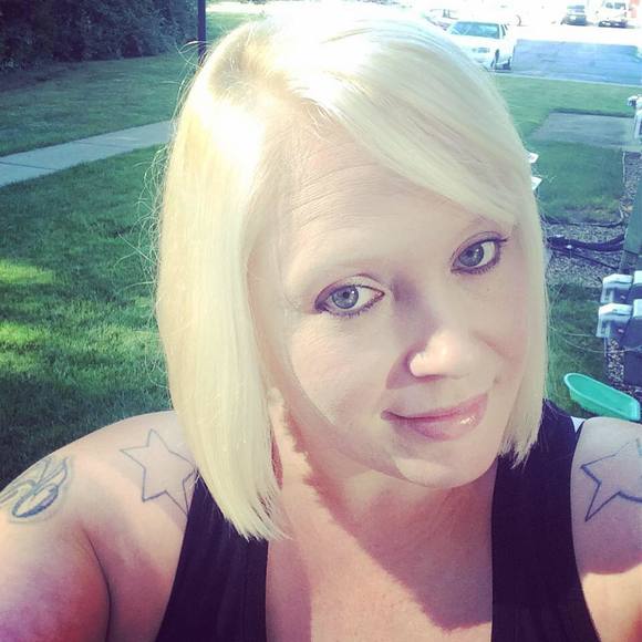 Profile Picture of Kyley Bonneau (@kymarie1120) on Poshmark