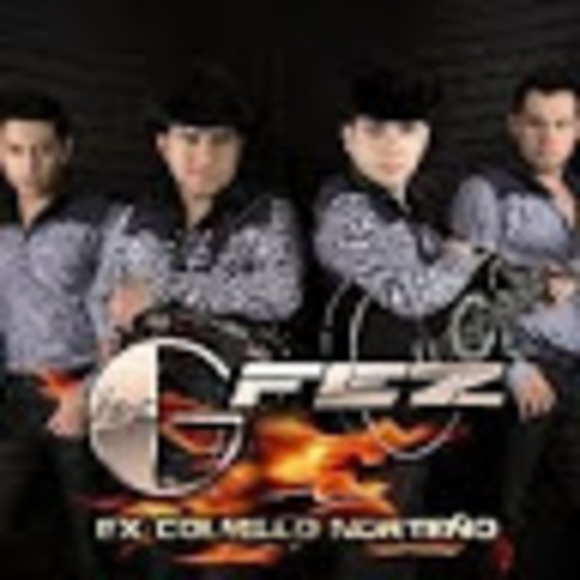 Profile Picture of Aaron De la rosa (@aaronx9) on Poshmark