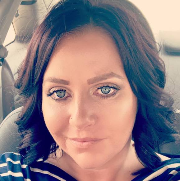 Profile Picture of Amanda Nowicki (@mandalynn198466) on Poshmark