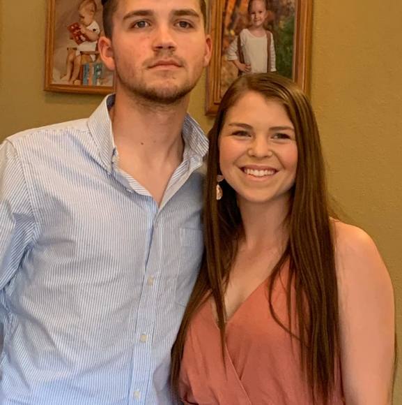 Profile Picture of Hunter Beebe (@hunter_beebe) on Poshmark
