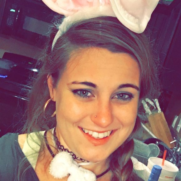 Profile Picture of Abigail Orth (@orth1011) on Poshmark