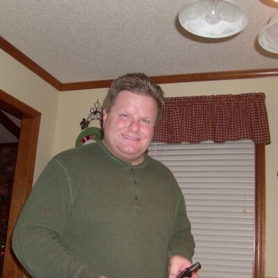 Profile Picture of Thomas T. Ellsworth (@ttellsworth) on Twitter