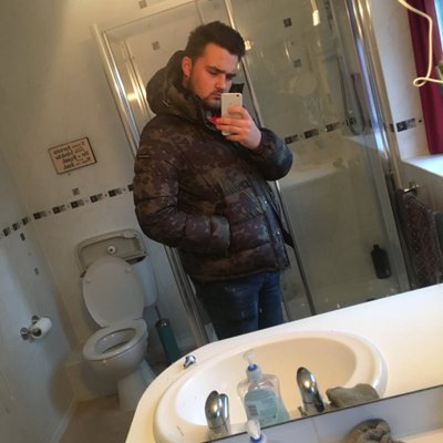 Profile Picture of Dan Nutter (@DanNutter_98) on Twitter