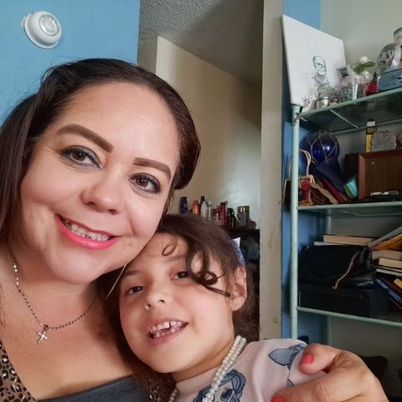 Profile Picture of Sandra Garciadeleon (@sgarciadeleon) on Poshmark