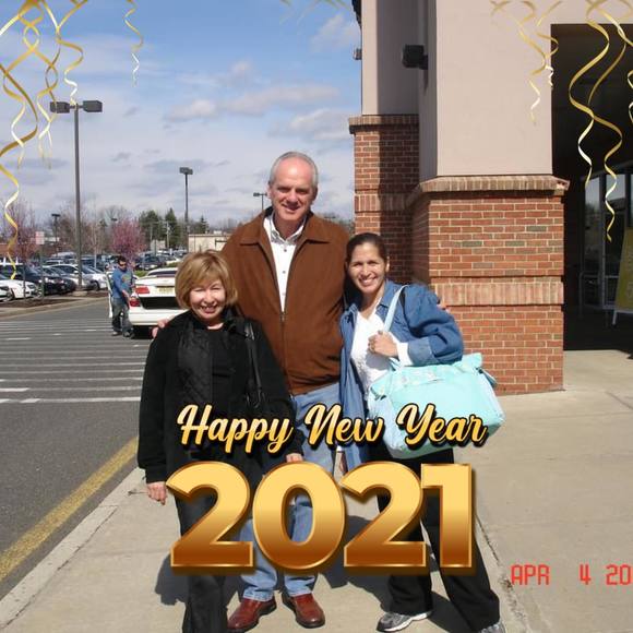 Profile Picture of Isa Nieves (@happyisa89) on Poshmark