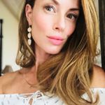 Profile Picture of Amy Schneider (@beautystealsinward) on Instagram