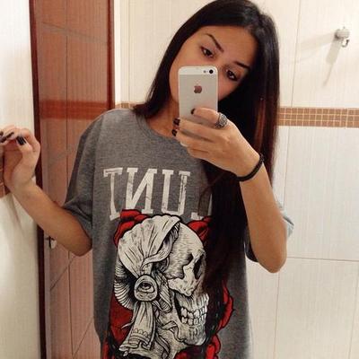 Profile Picture of Vitoria Souza (@Tori_Lys) on Twitter